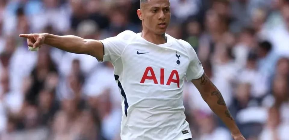 Player pointing during a match for Tottenham Hotspur