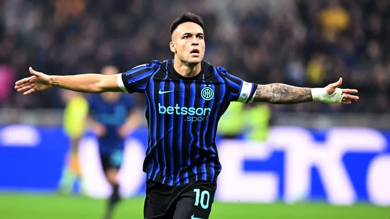 Lautaro Martínez celebrating a goal for Inter