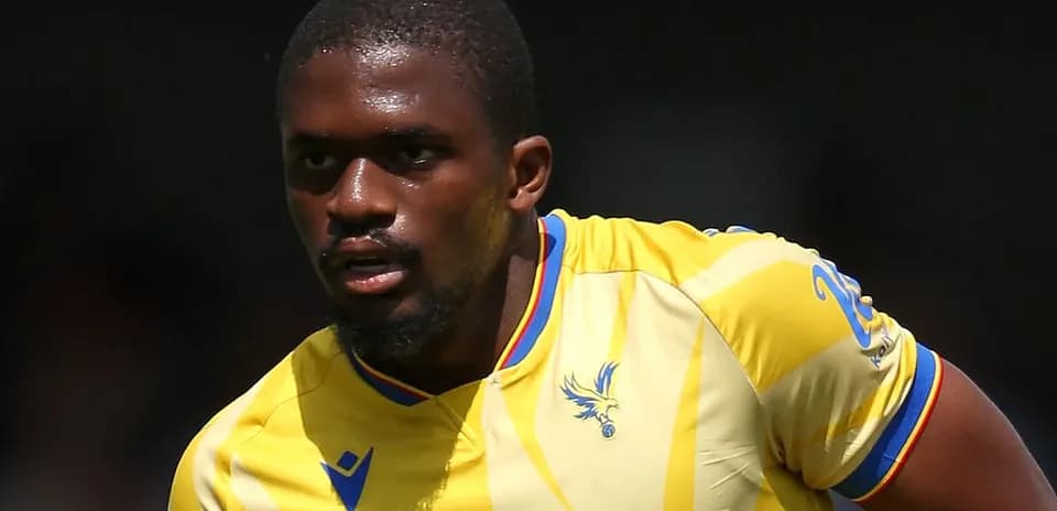 Player in yellow jersey during football match