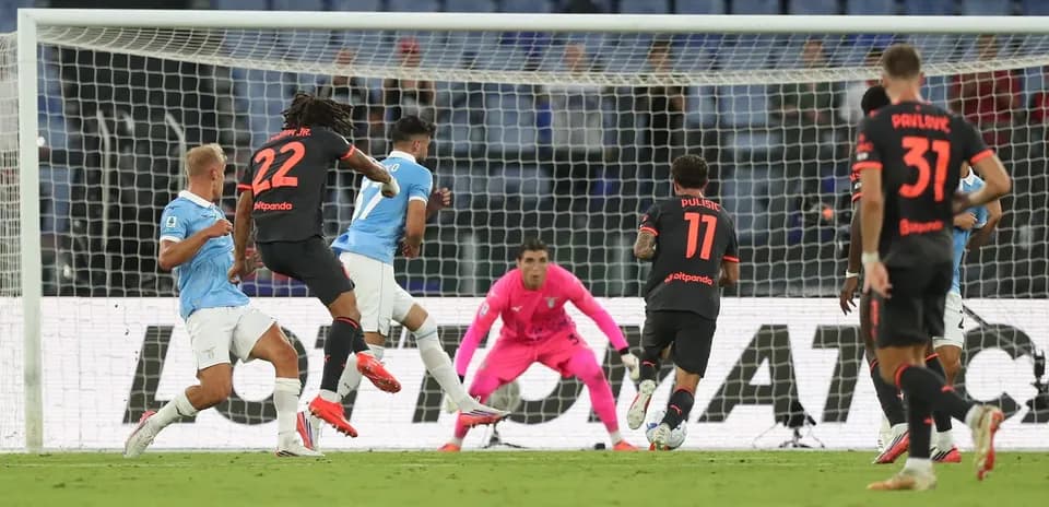 Players in action during Lazio vs AC Milan match