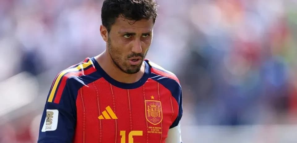 Player in Spain national team jersey during match