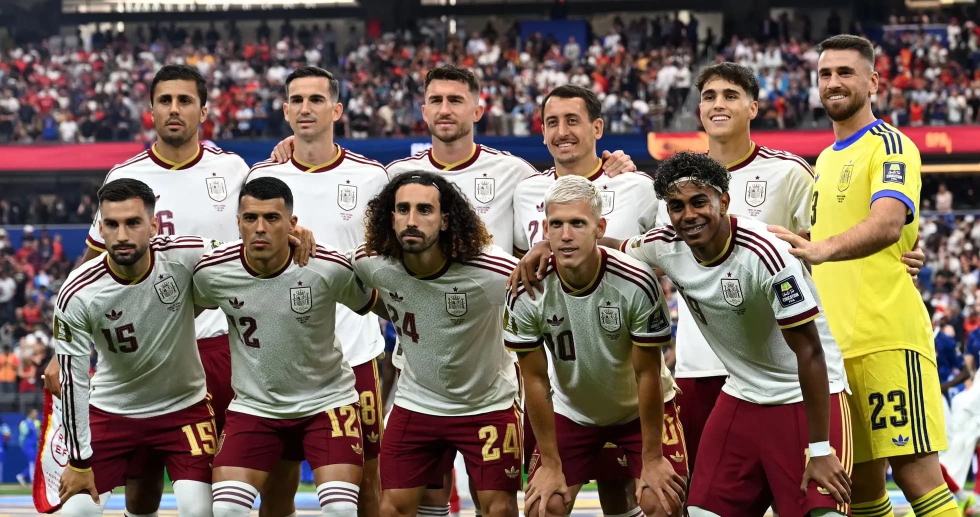 Spanish national football team posing for team photo
