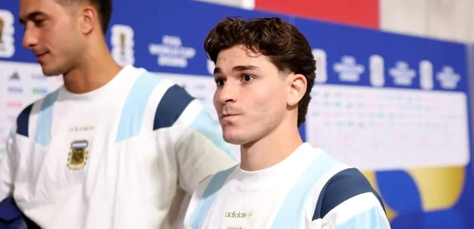 Two players in Argentina jerseys before match
