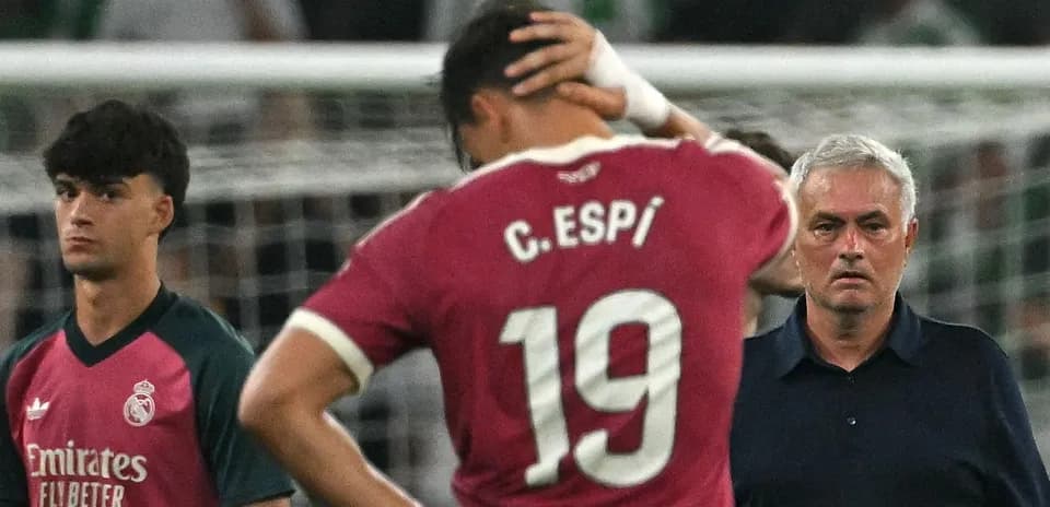 Real Madrid players reacting after a match loss