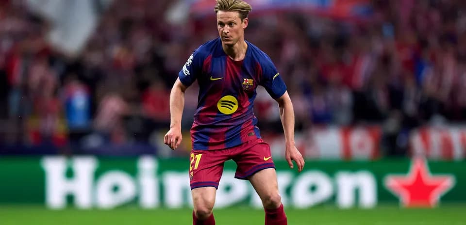 Player in Barcelona kit during match action