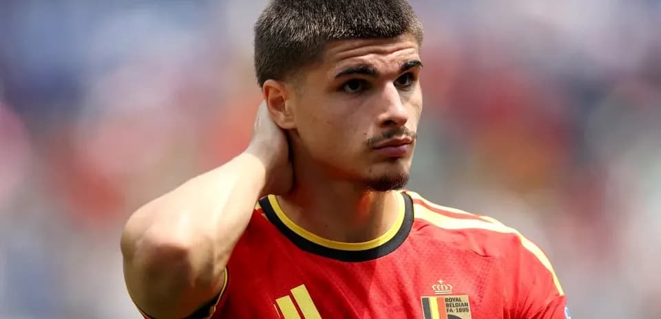 Player in Belgium jersey during match warm-up