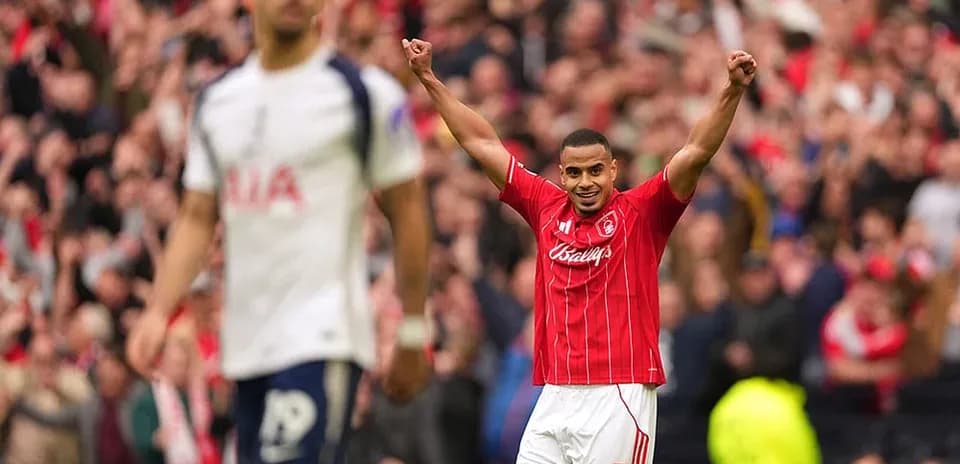 Nottingham Forest player celebrating a goal