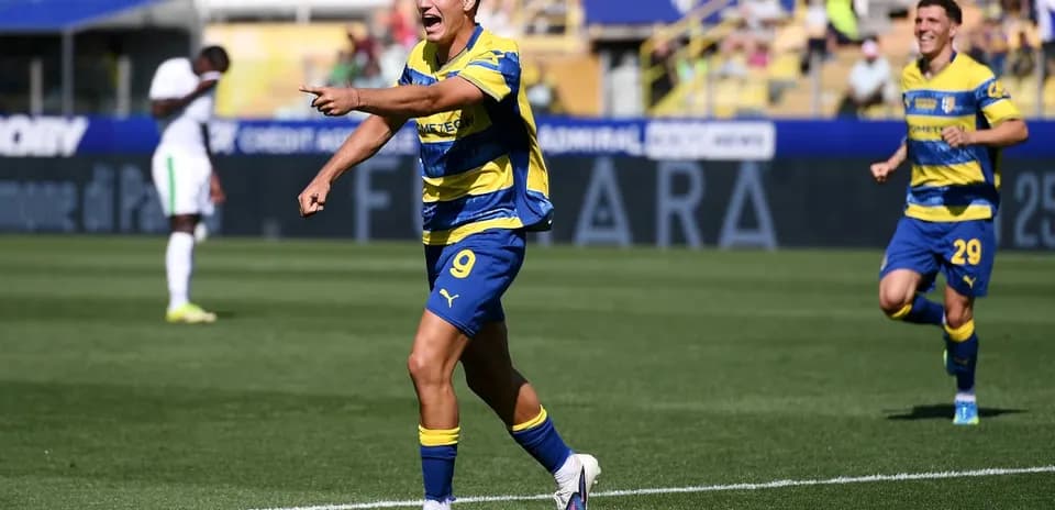 Parma player celebrating during match against Sassuolo