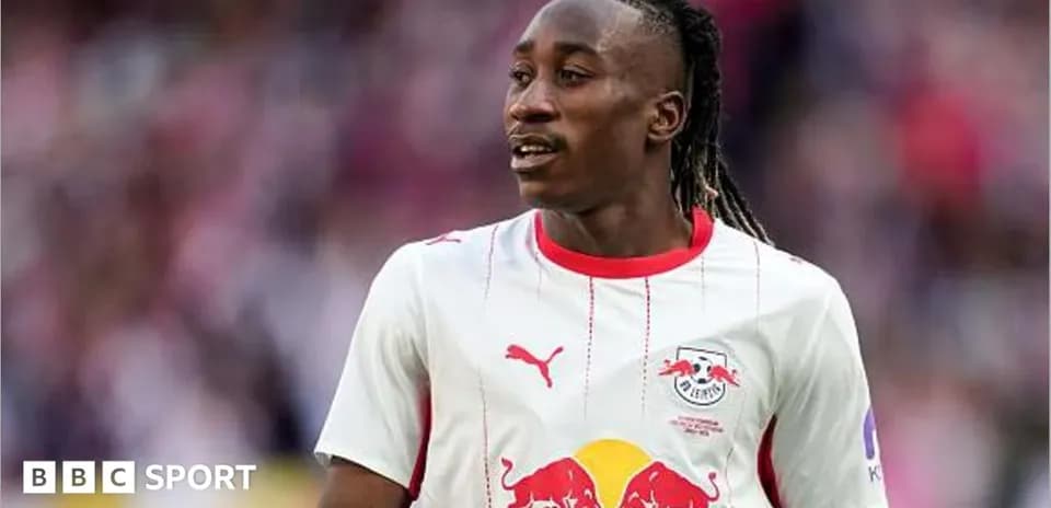 Player in RB Leipzig kit during match action