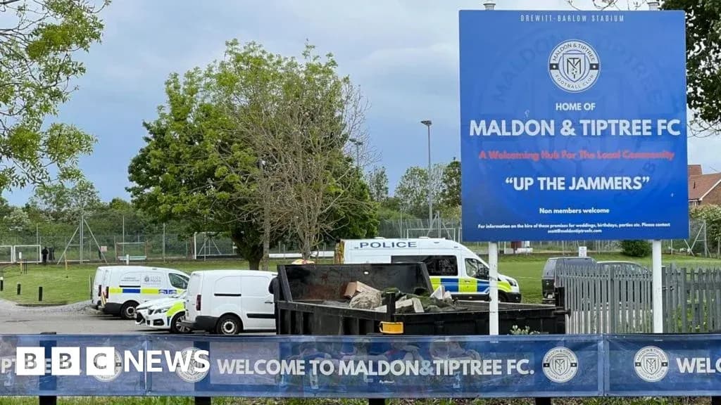 Sign for Maldon & Tiptree FC at stadium entrance