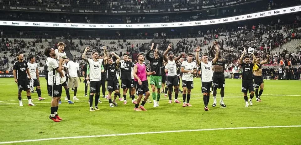 Beşiktaş players celebrating after a match