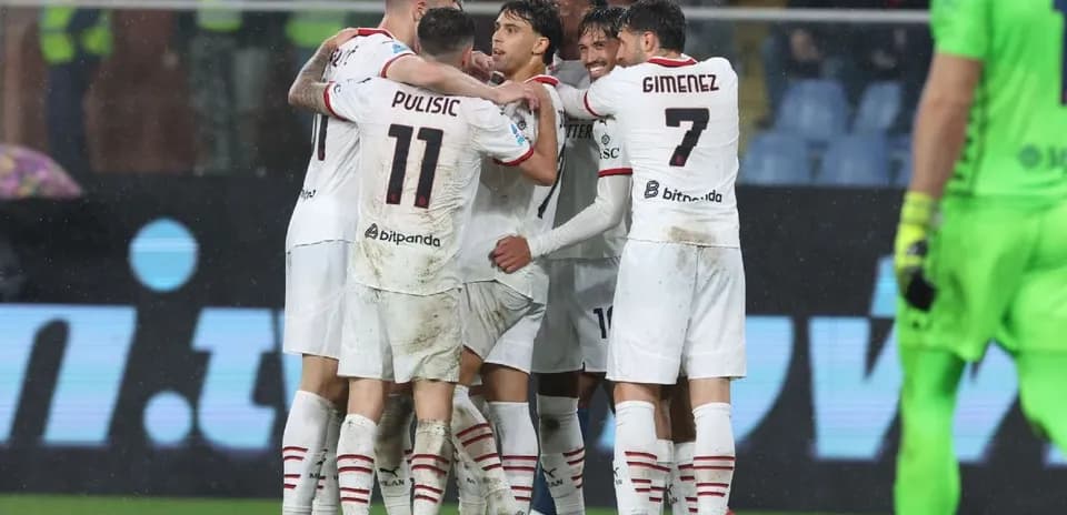AC Milan players celebrating a goal