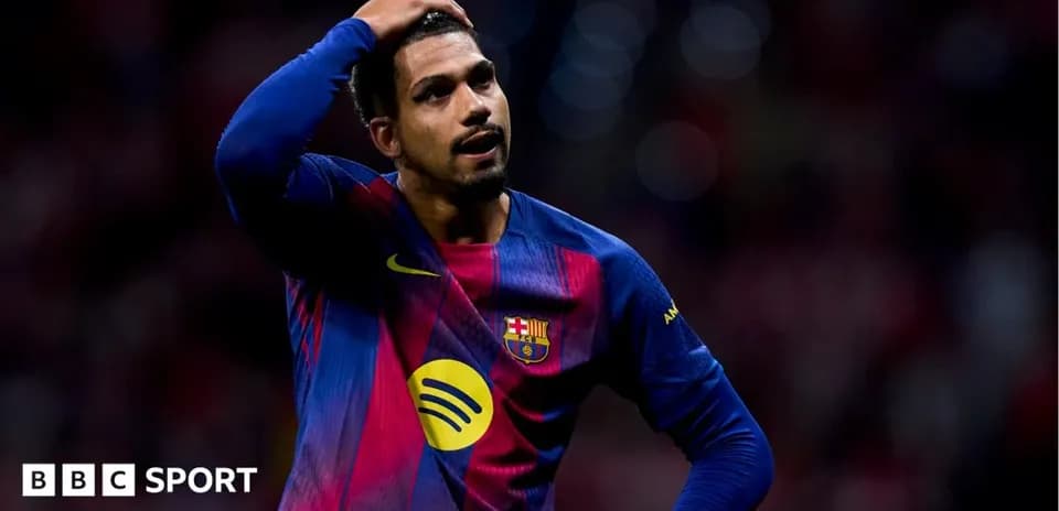 Barcelona player looking frustrated on the pitch