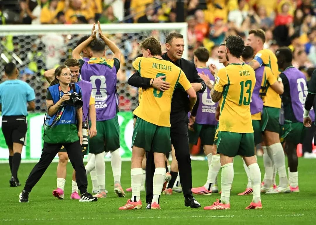 Australia team celebrating victory in World Cup match