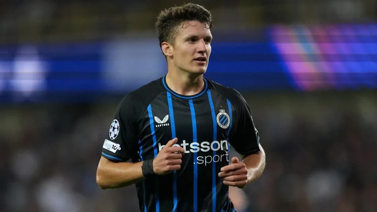 Player wearing Club Brugge jersey during match