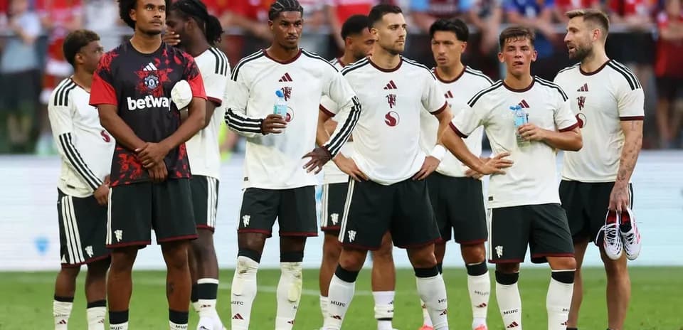 Players standing together during match pause