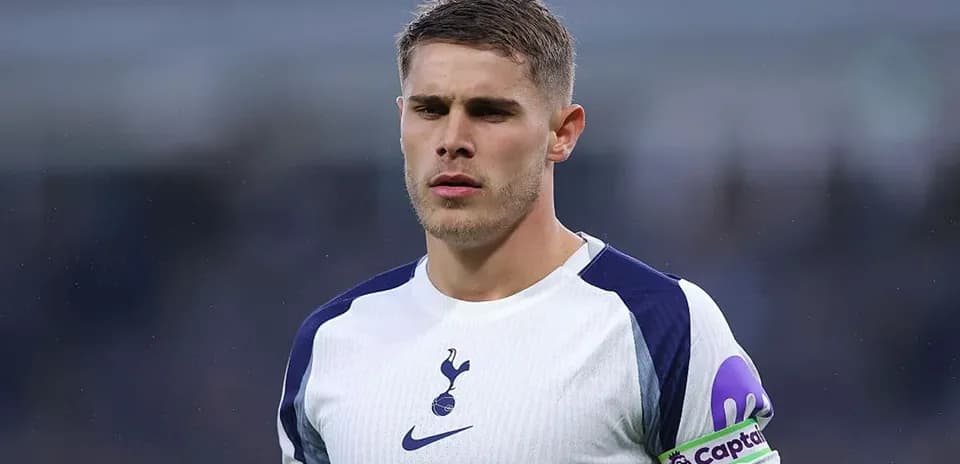 Player in Tottenham jersey during match