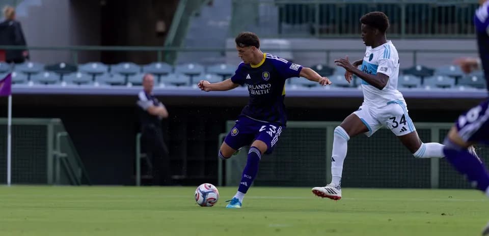 Player dribbling the ball during match