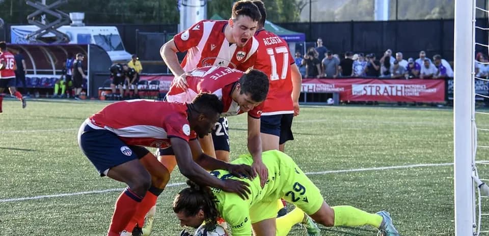 Players contesting a ball during Ottawa vs Pacific match