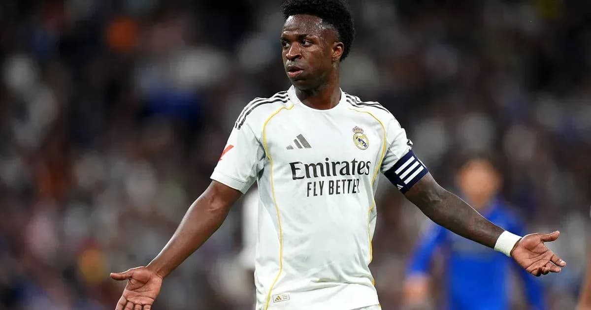 Vinícius Júnior gesturing during a match