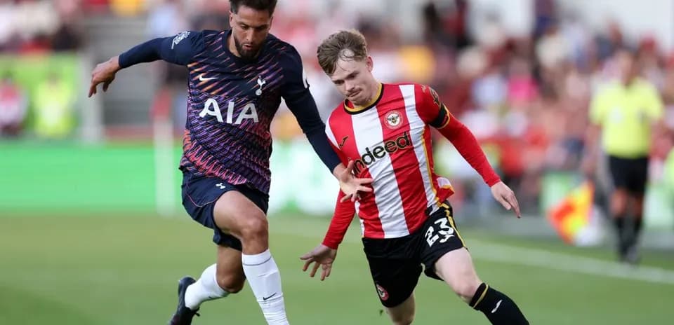Brentford player chasing Tottenham opponent