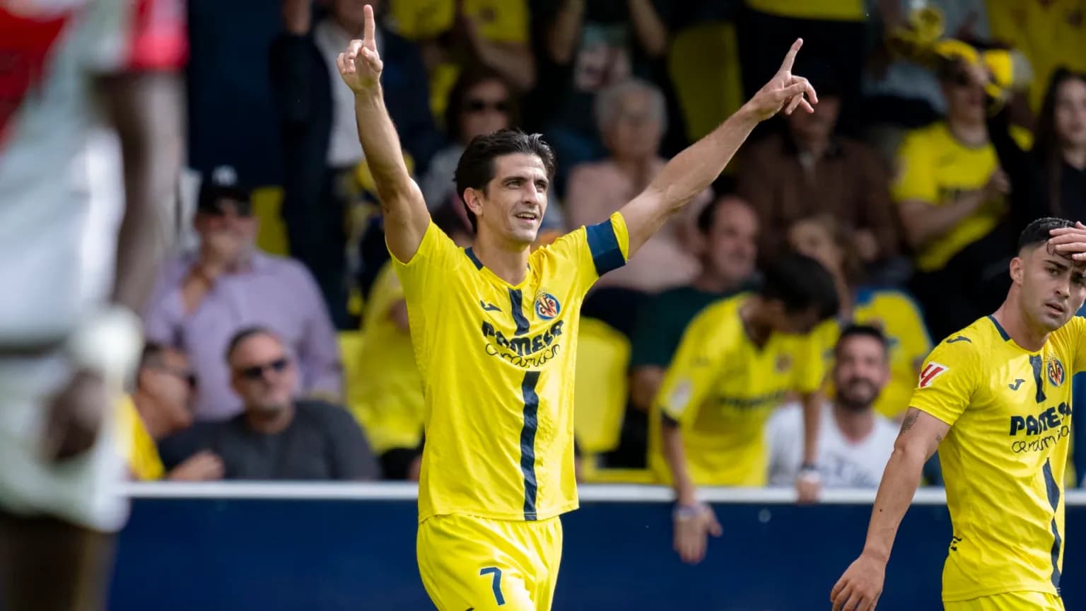 Villarreal player celebrating a goal