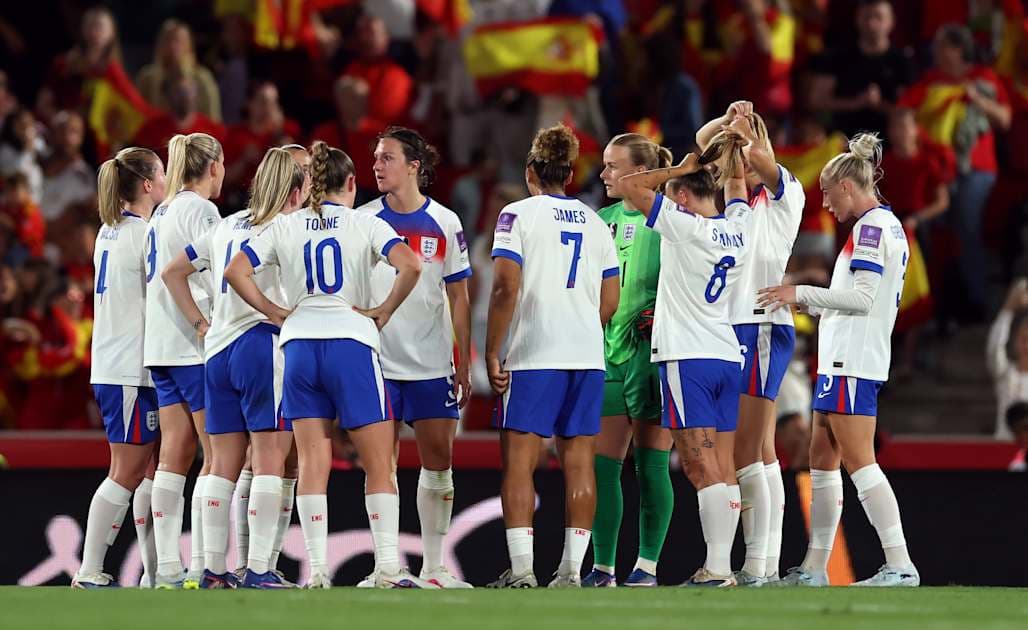 England women's team huddled before match