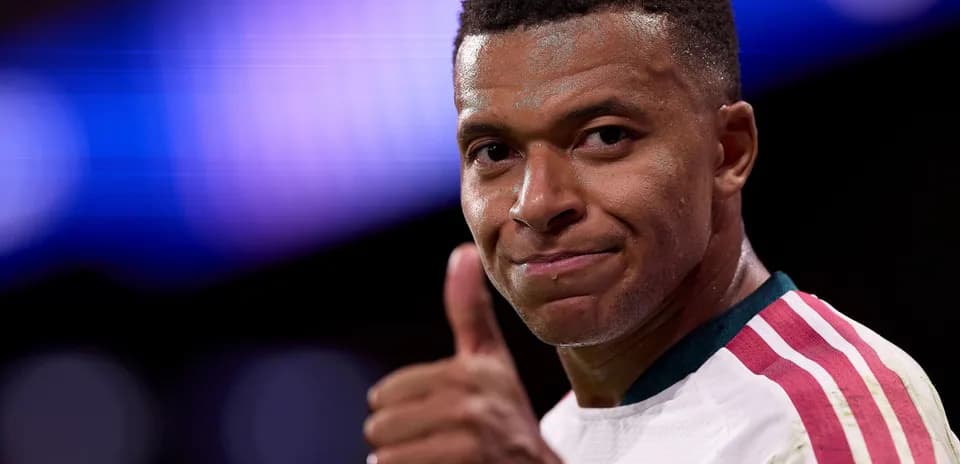 Player giving thumbs up after match