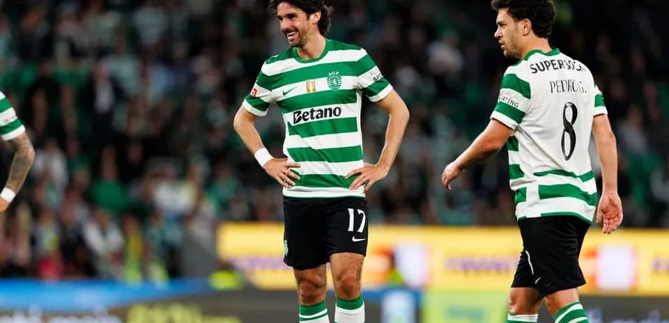 Sporting CP players during a match on field