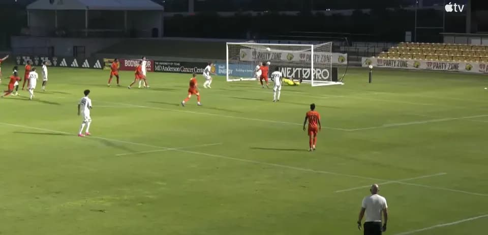 St. Louis City II attacking against Houston Dynamo FC II