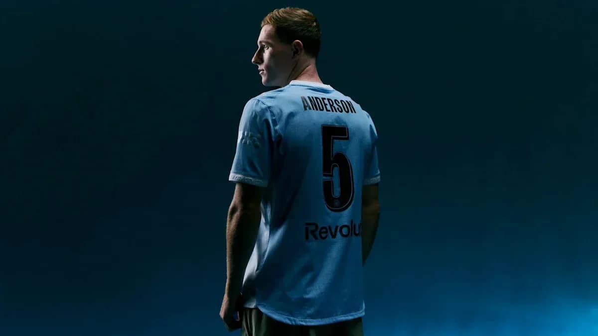 Player in light blue jersey with number 5