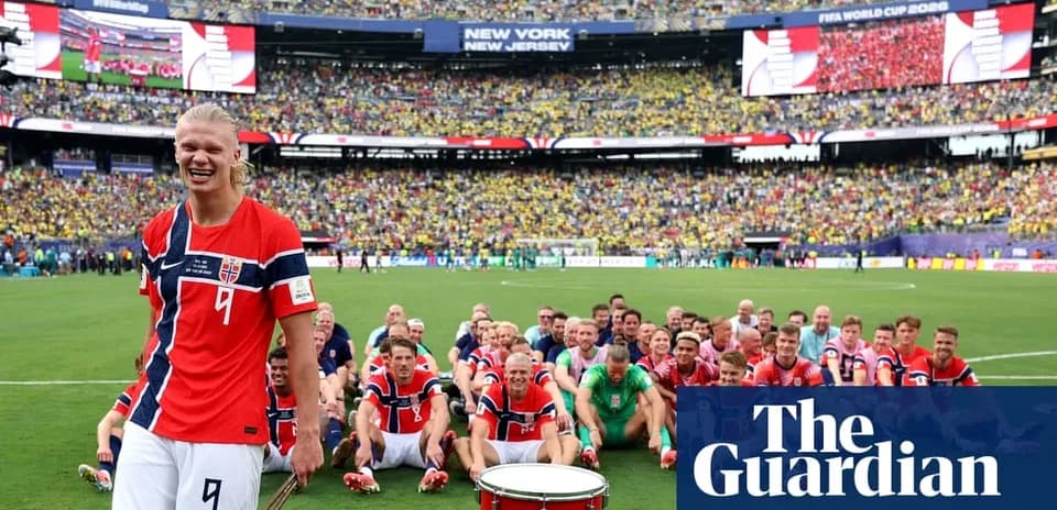 Norway team celebrating on field after match
