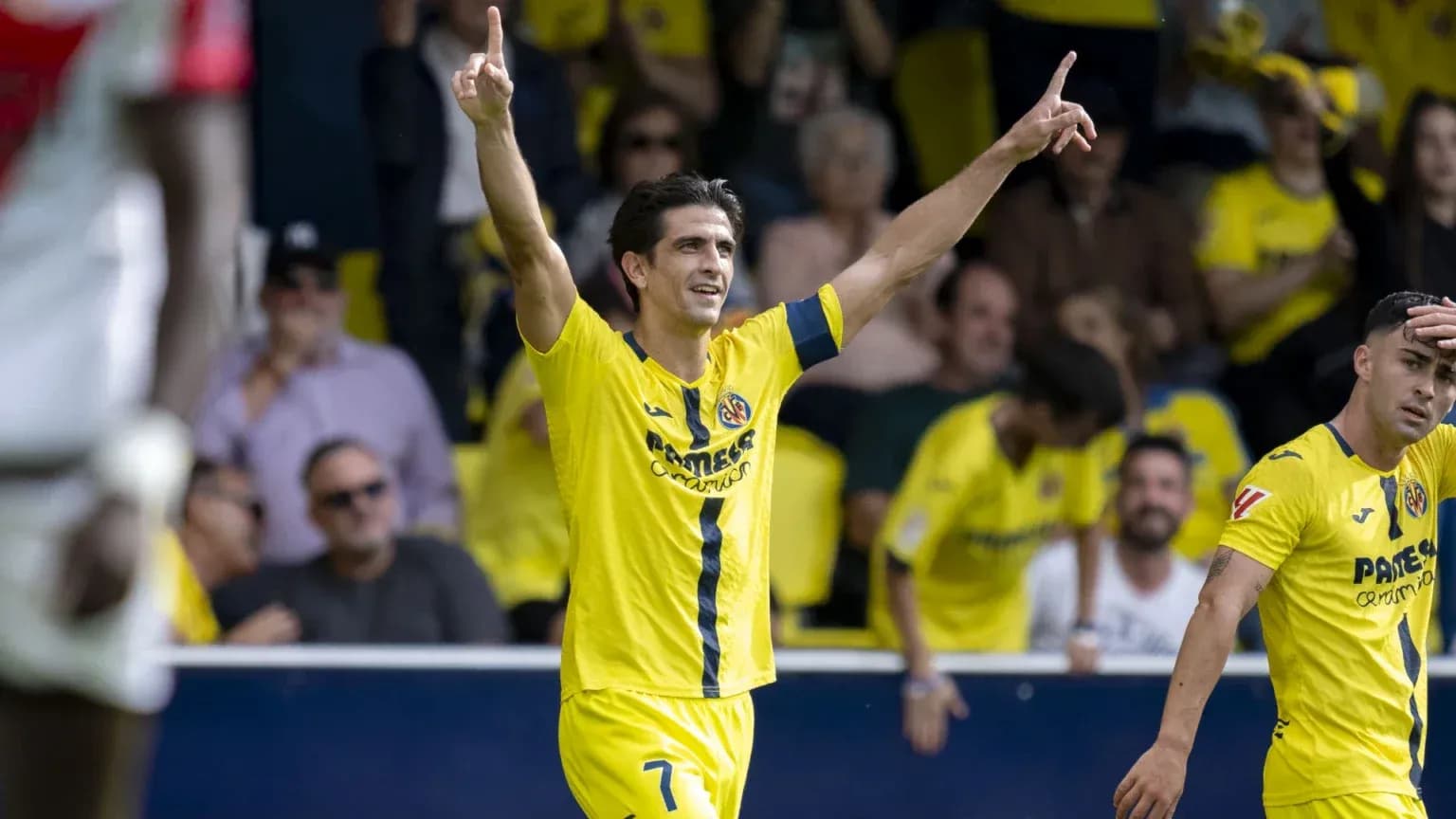 Villarreal player celebrating a goal