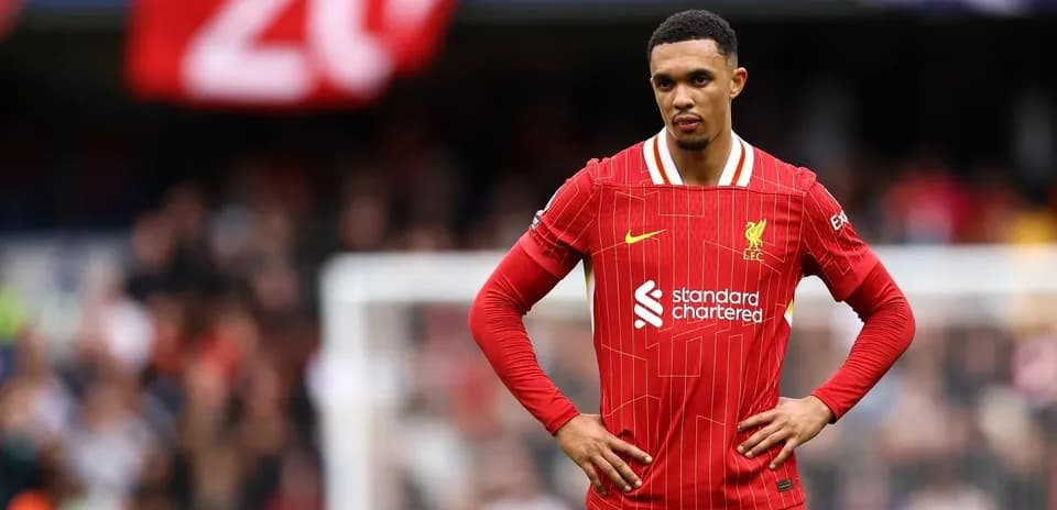 Trent Alexander-Arnold in Liverpool jersey during match