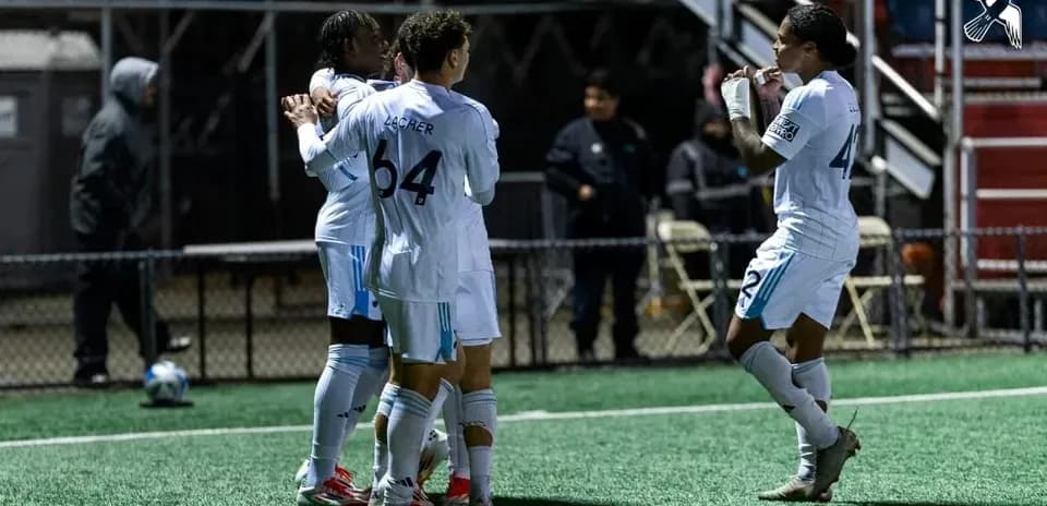 Players celebrating goal during Ventura County match