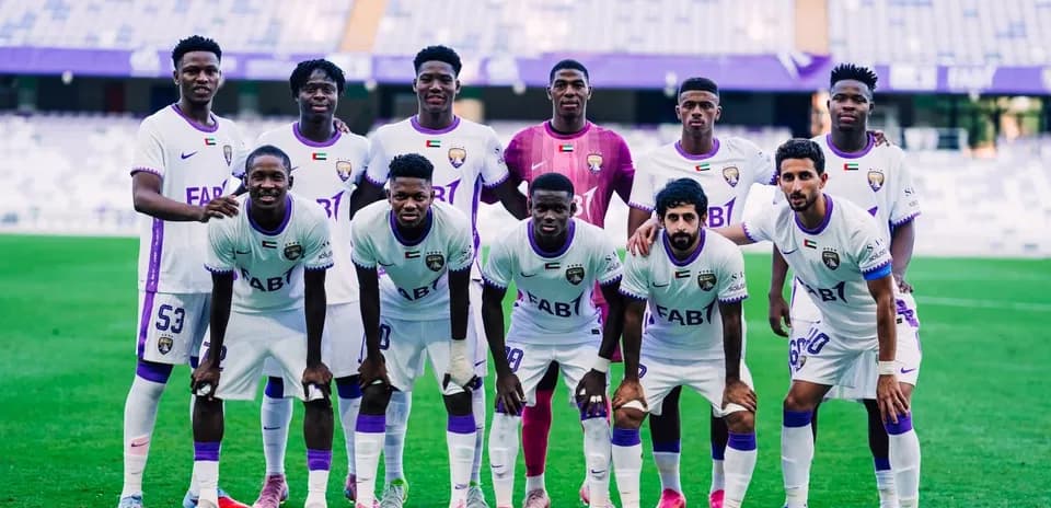 Al Jazira U23 team photo before match