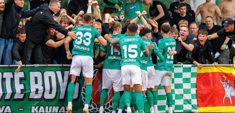 Kauno Žalgiris players celebrating with fans
