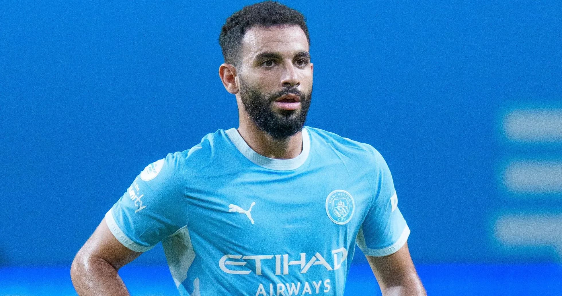Player in Manchester City kit during match