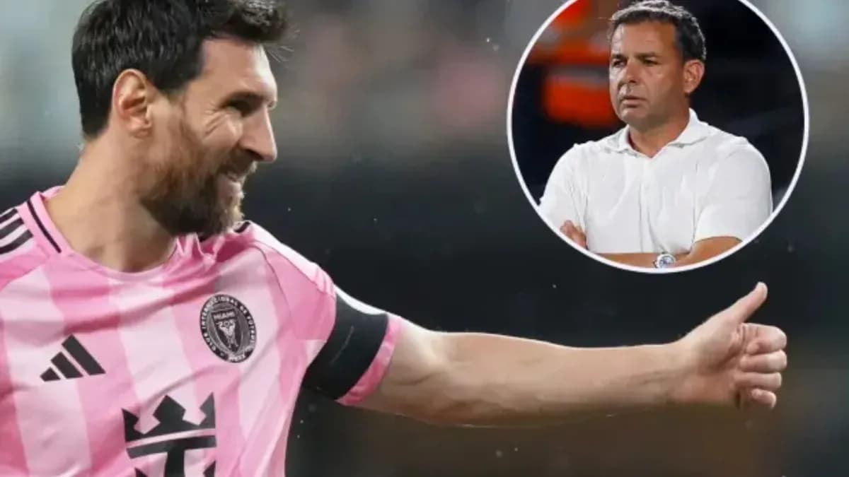 Lionel Messi celebrating during a match with coach