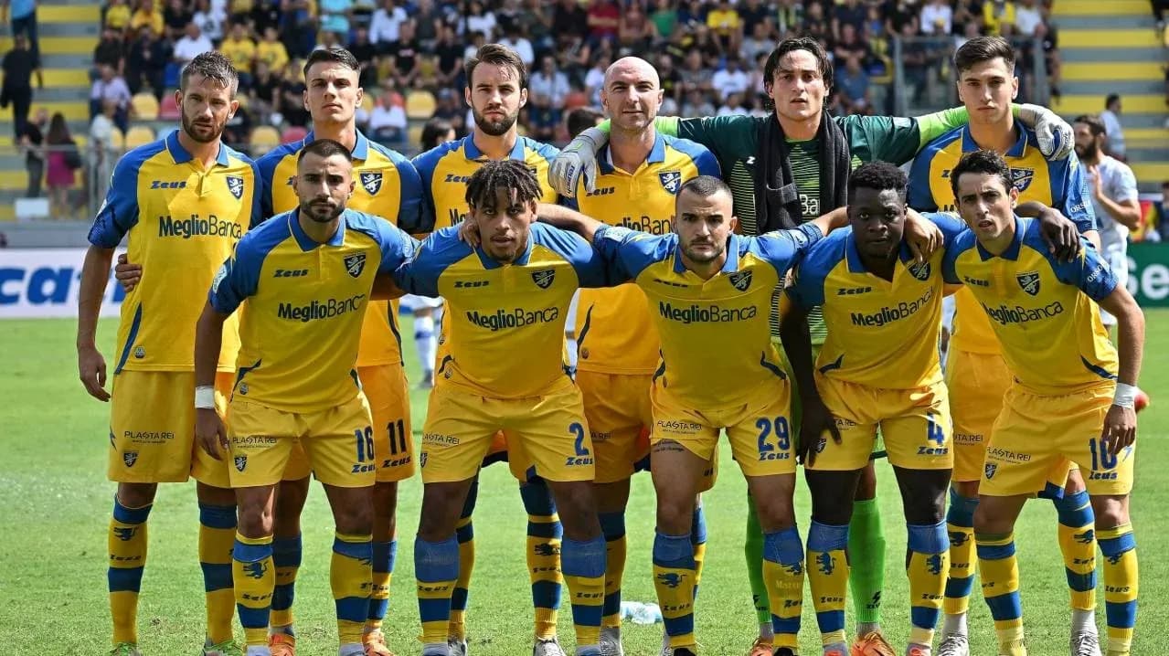 Frosinone team lineup before the match