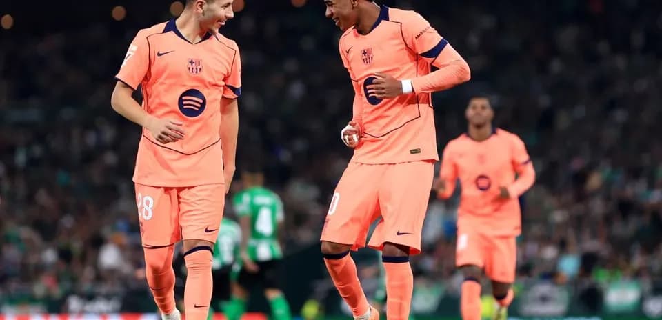 Barcelona players celebrating during La Liga match