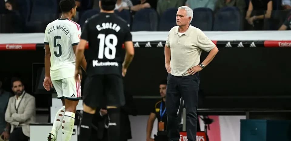 Bellingham and Soler on pitch with Mourinho observing