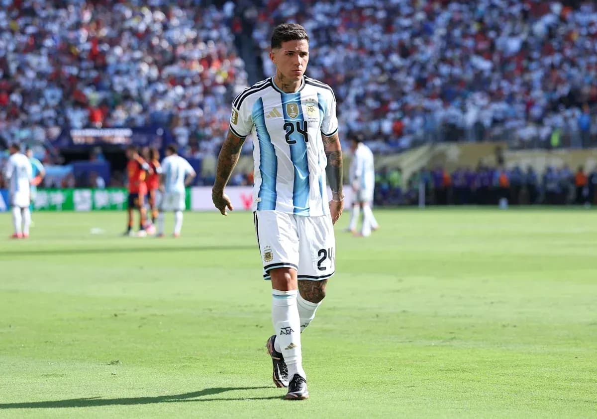 Argentinian player walking on the pitch during match
