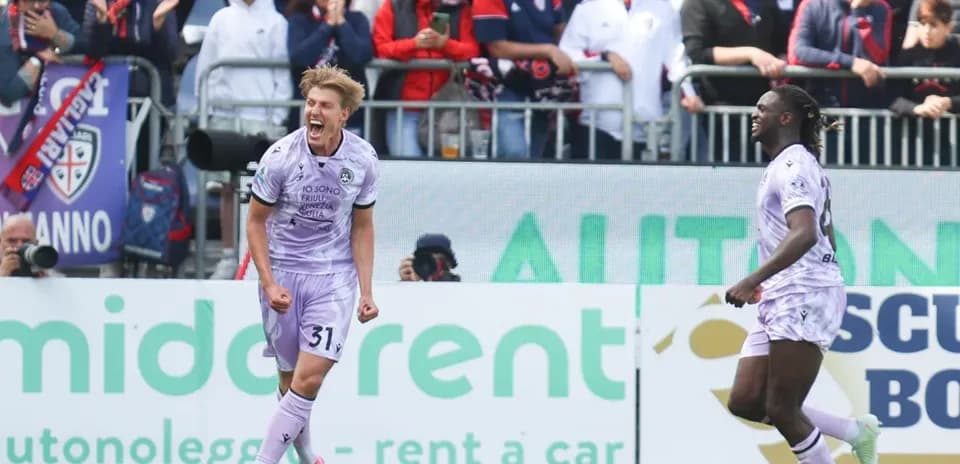 Players celebrating a goal during Serie A match