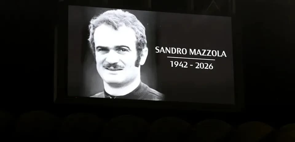 Tribute screen displaying Sandro Mazzola's image and years