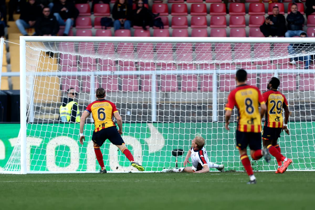 Lecce player scoring against Genoa in Serie A