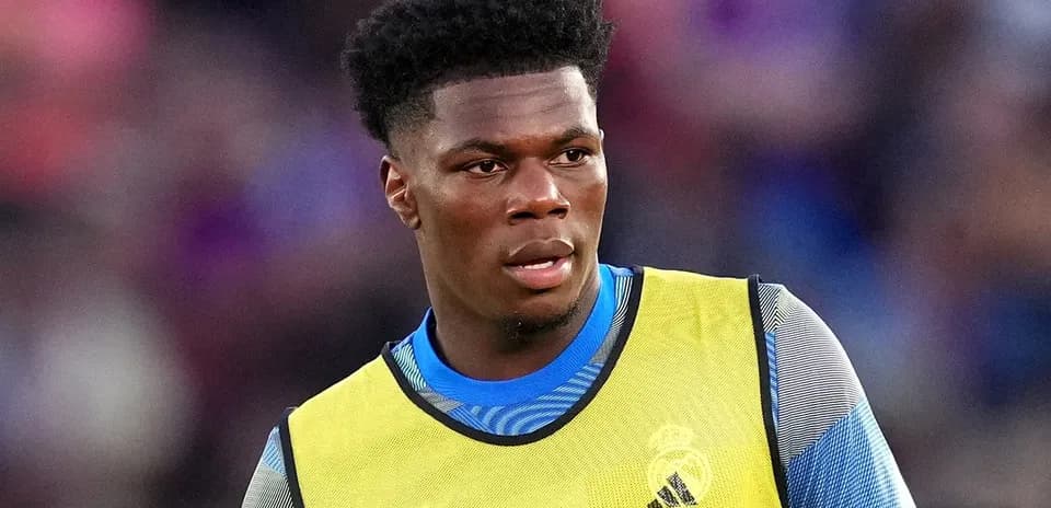 Player wearing training kit on the field