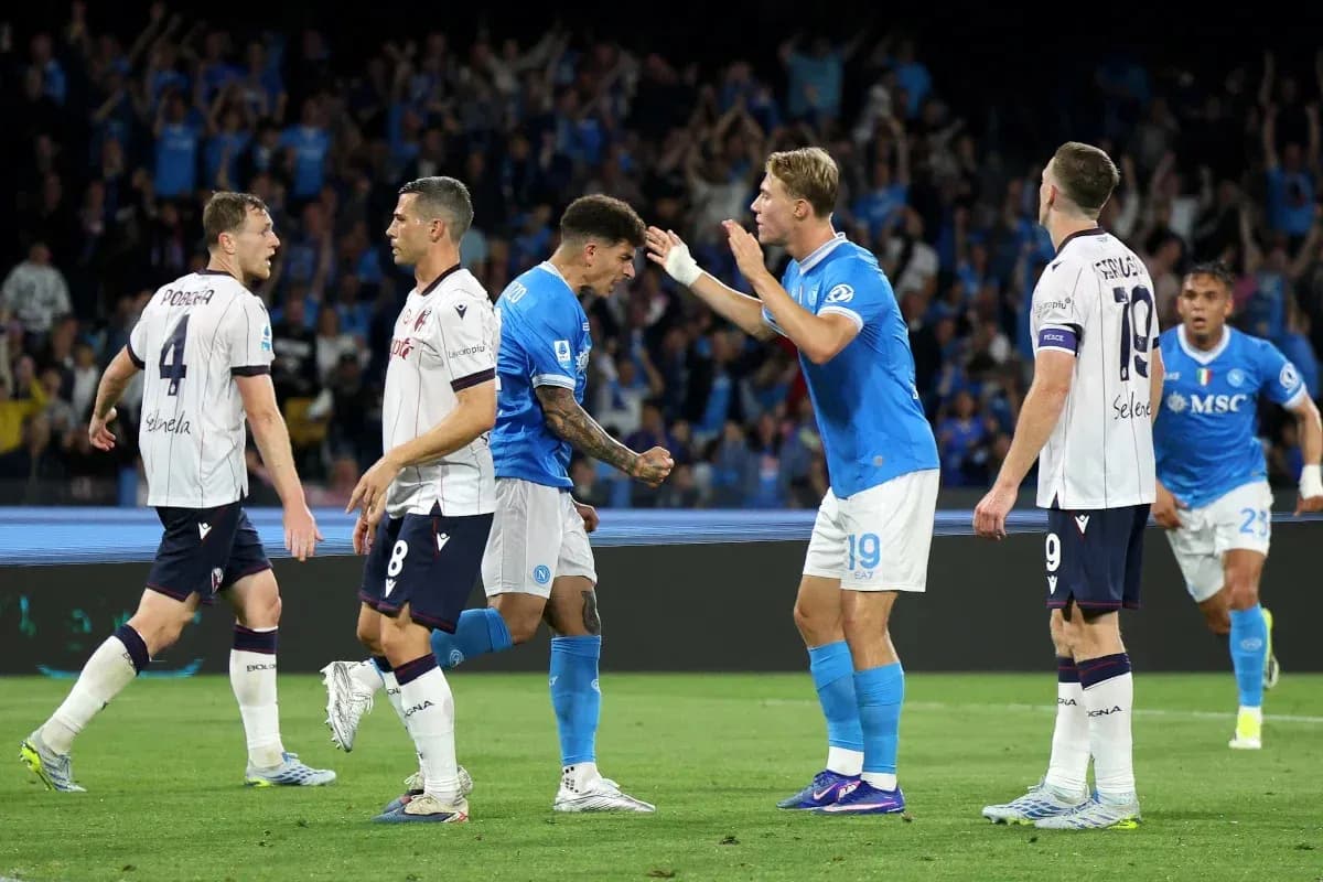 Napoli players celebrating a goal during match