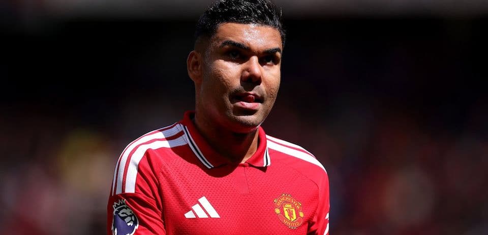 Player in Manchester United kit during match