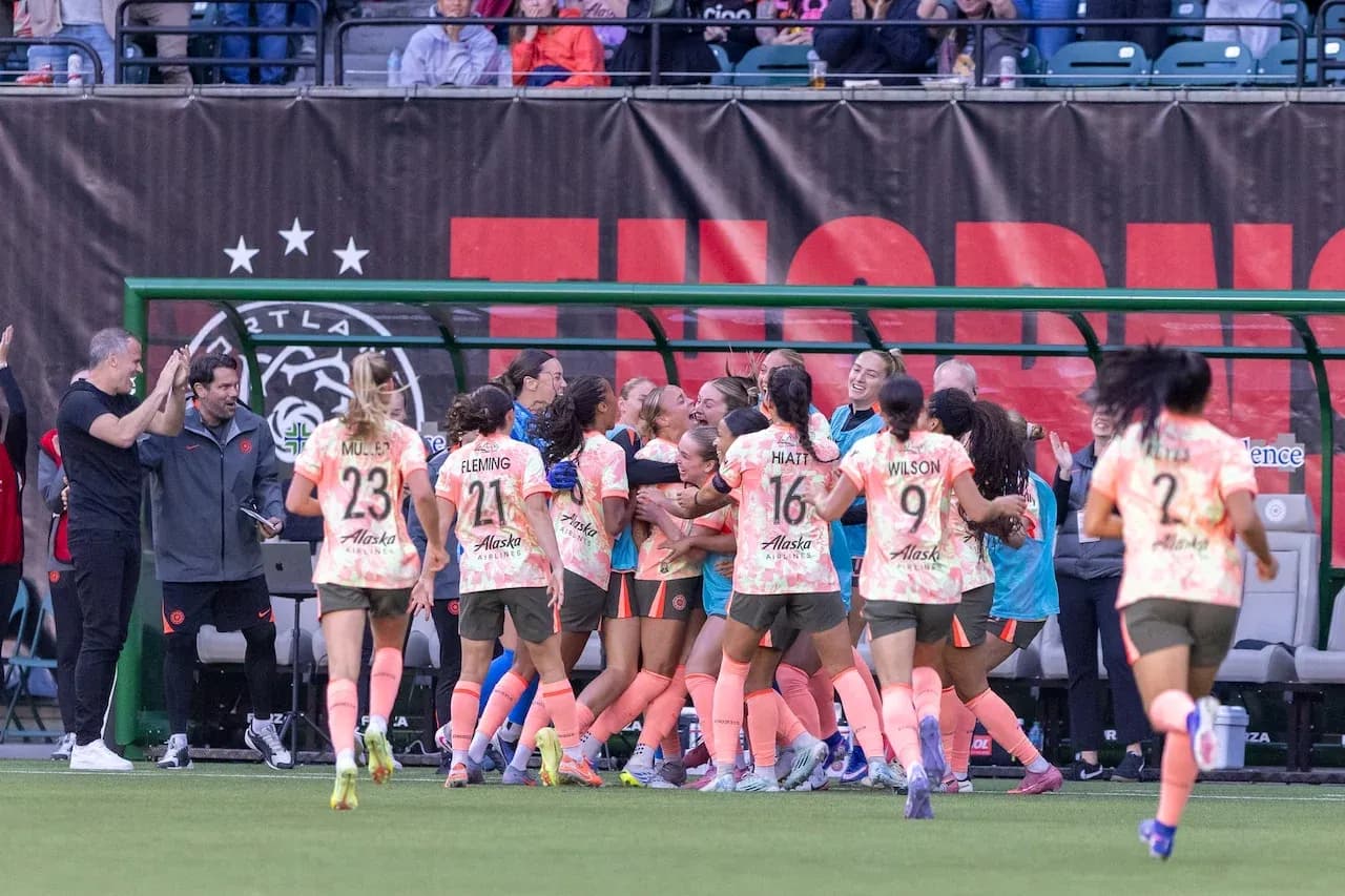 Portland Thorns celebrating a goal during match